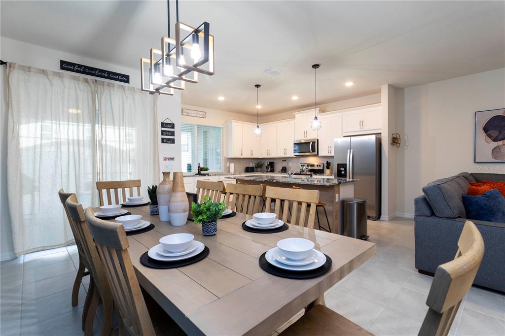 Slide show image of the Orlando Florida Home for Sale 27