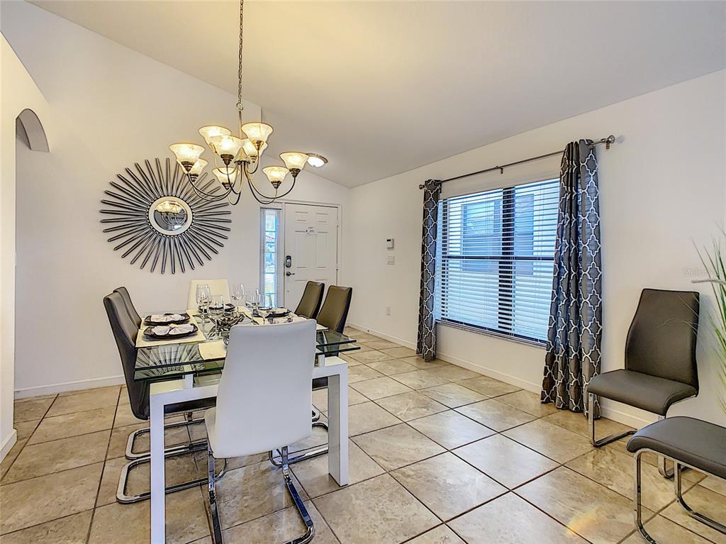 Slide show image of the Orlando Florida Home for Sale 24