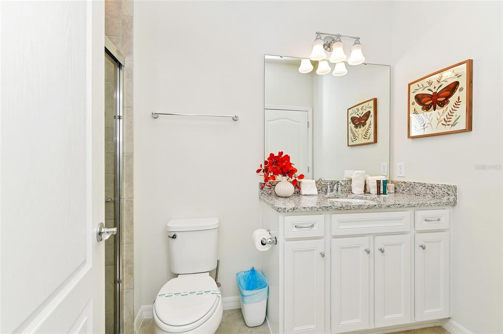 Slide show image of the Orlando Florida Home for Sale 26
