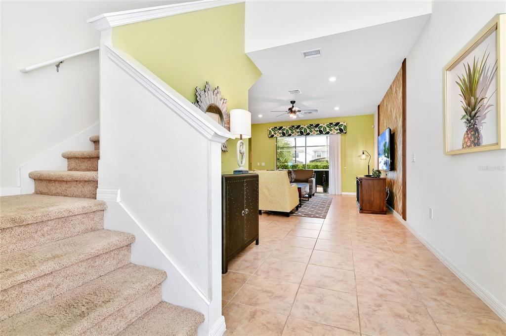 Slide show image of the Orlando Florida Home for Sale 17