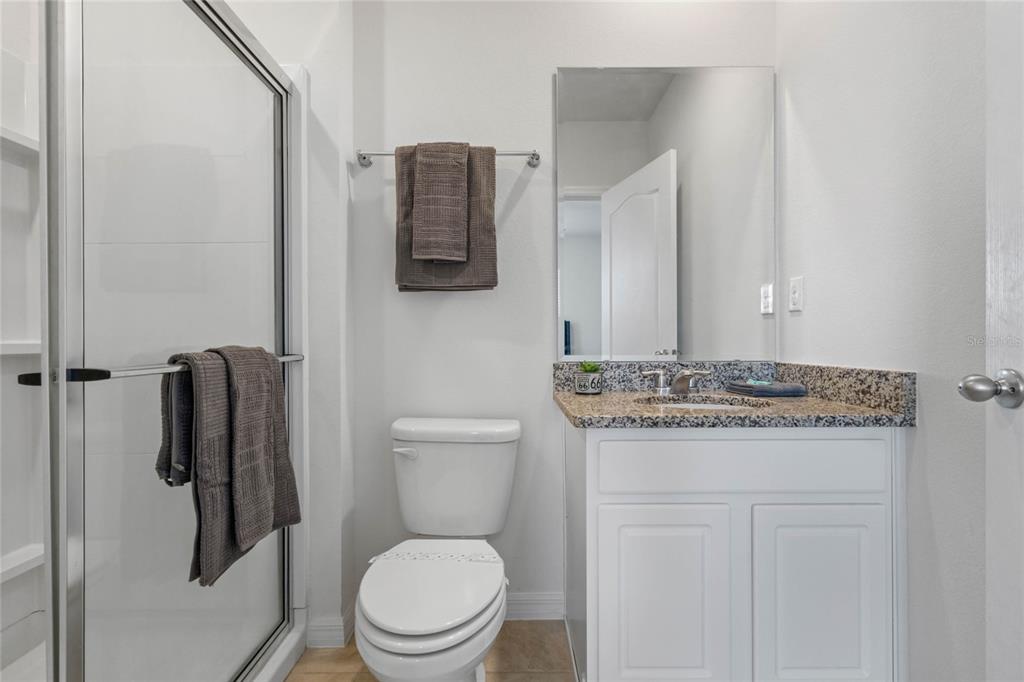 Slide show image of the Orlando Florida Home for Sale 18
