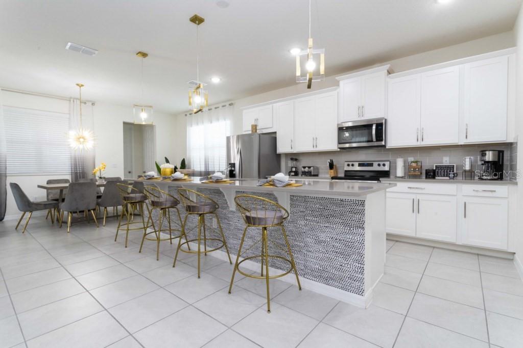 Slide show image of the Orlando Florida Home for Sale 04