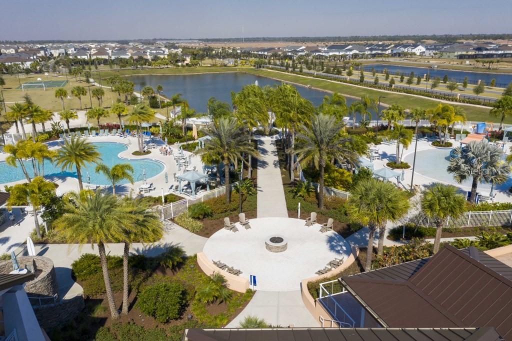 Slide show image of the Orlando Florida Home for Sale 57