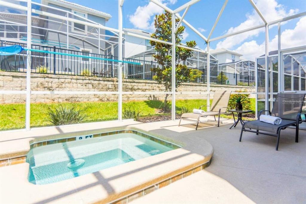 Slide show image of the Orlando Florida Home for Sale 15