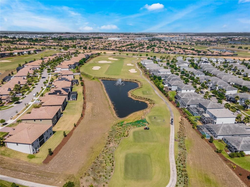 Slide show image of the Orlando Florida Home for Sale 71