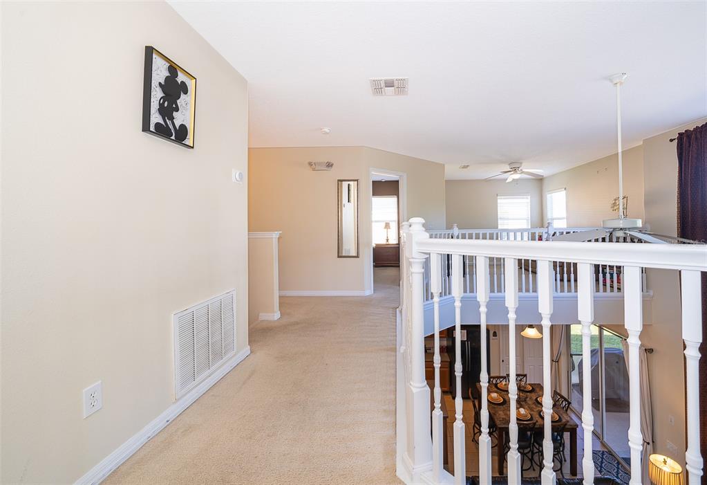 Slide show image of the Orlando Florida Home for Sale 25