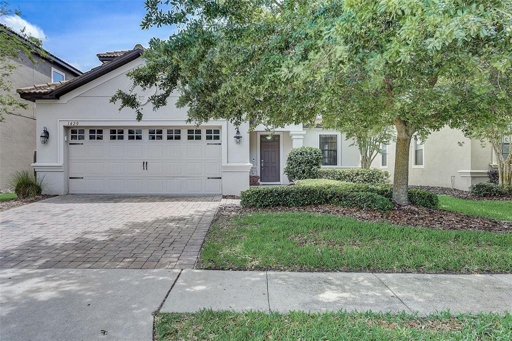Slide show image of the Orlando Florida Home for Sale 03