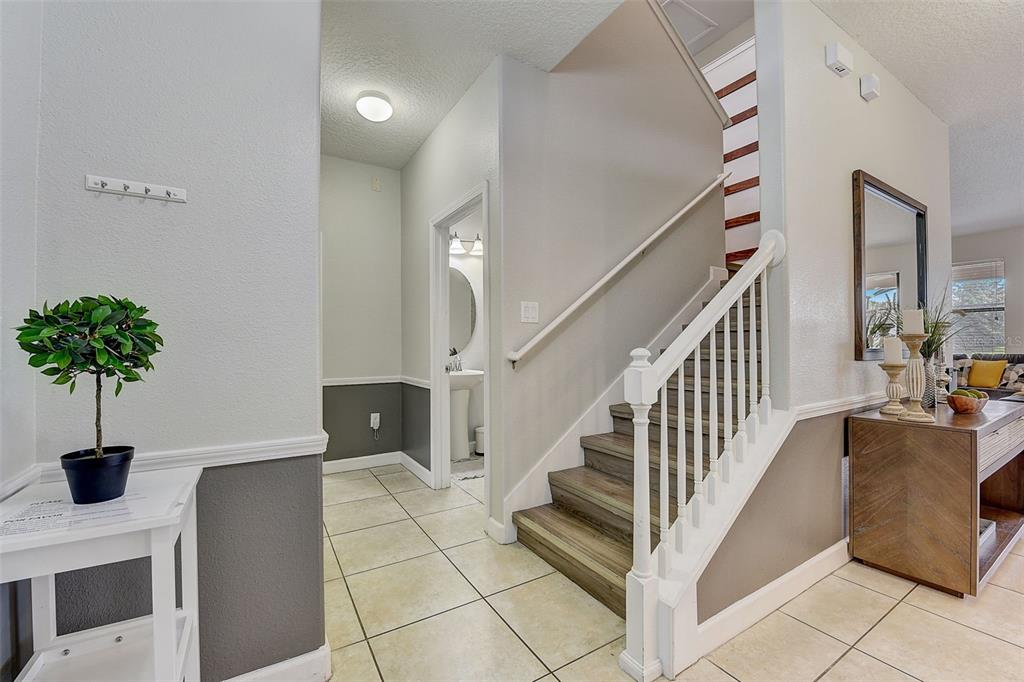 Slide show image of the Orlando Florida Home for Sale 12