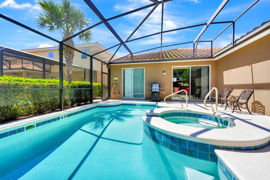 Slide show image of the Orlando Florida Home for Sale 38