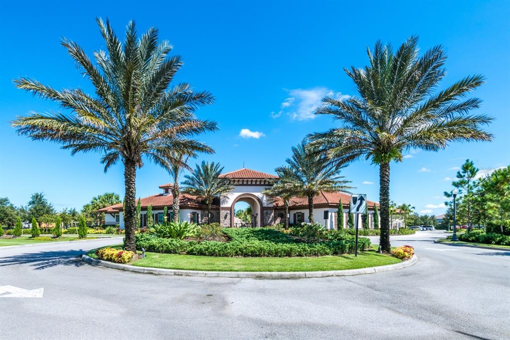Slide show image of the Orlando Florida Home for Sale 50