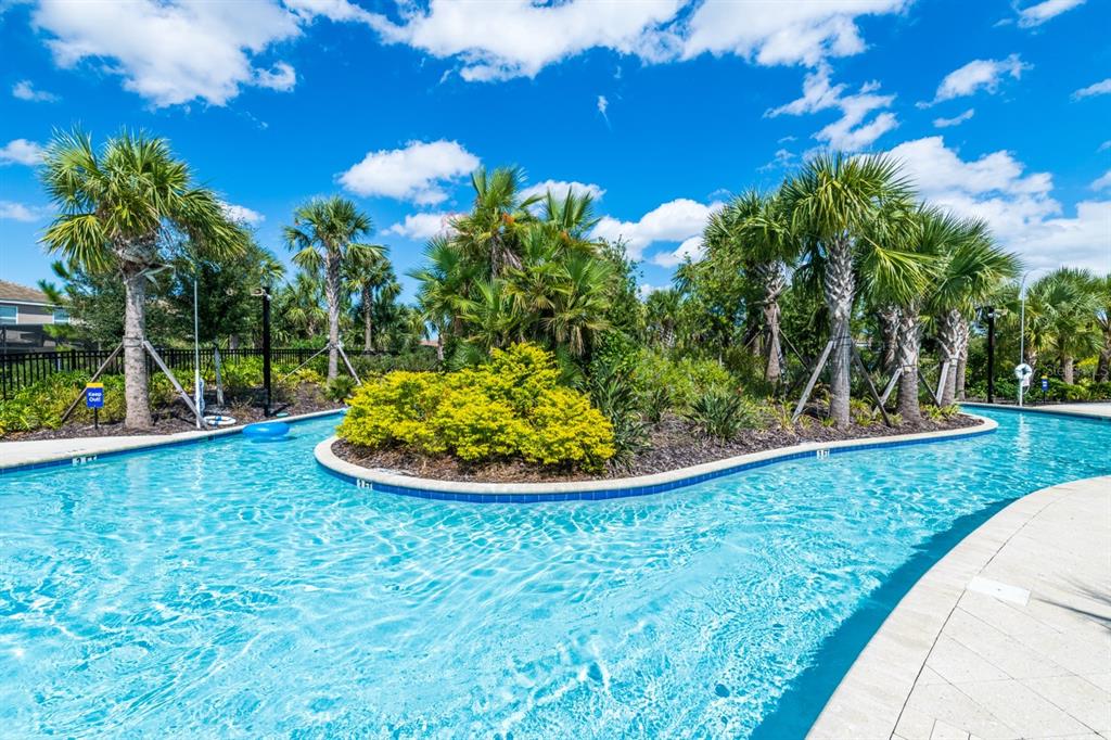 Slide show image of the Orlando Florida Home for Sale 62