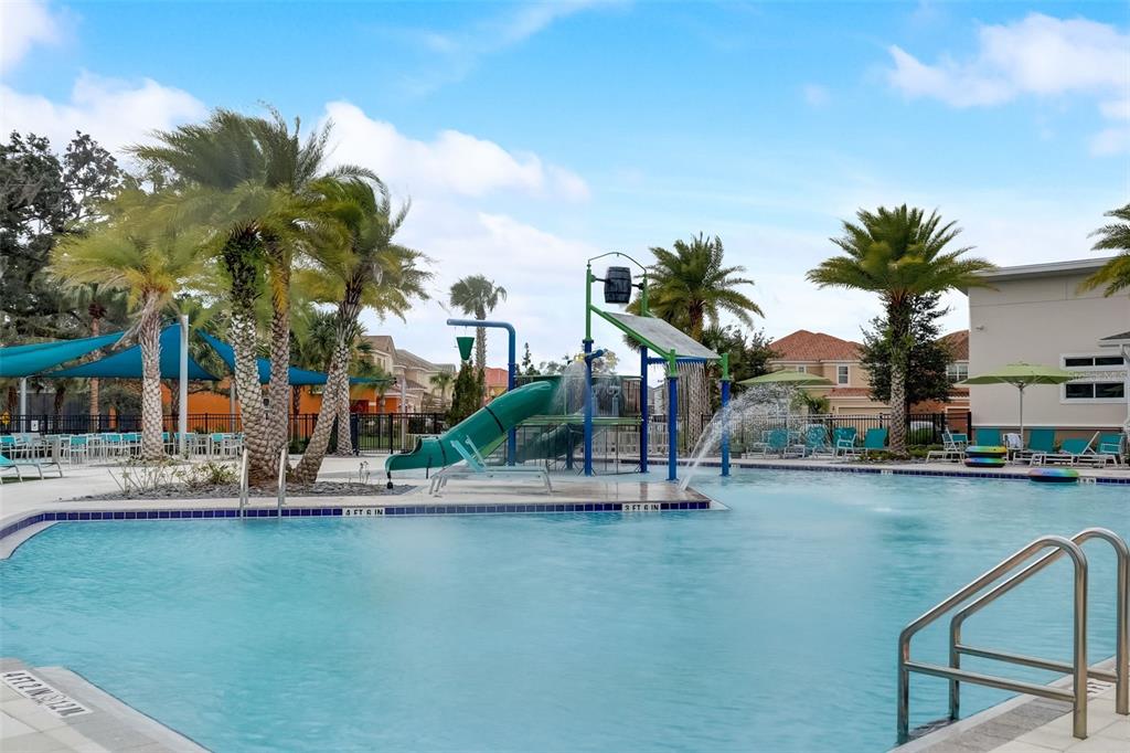 Slide show image of the Orlando Florida Home for Sale 42