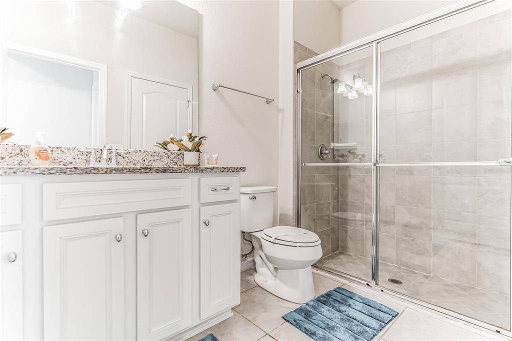 Slide show image of the Orlando Florida Home for Sale 15