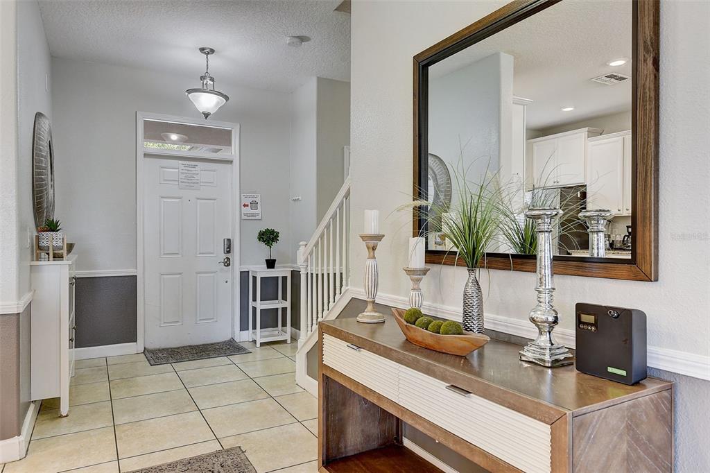 Slide show image of the Orlando Florida Home for Sale 11