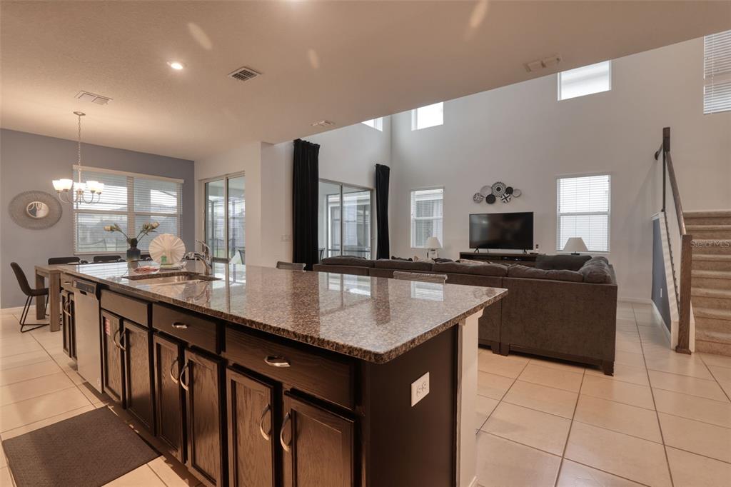 Slide show image of the Orlando Florida Home for Sale 16