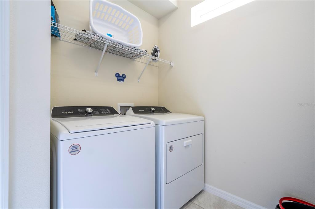 Slide show image of the Orlando Florida Home for Sale 50