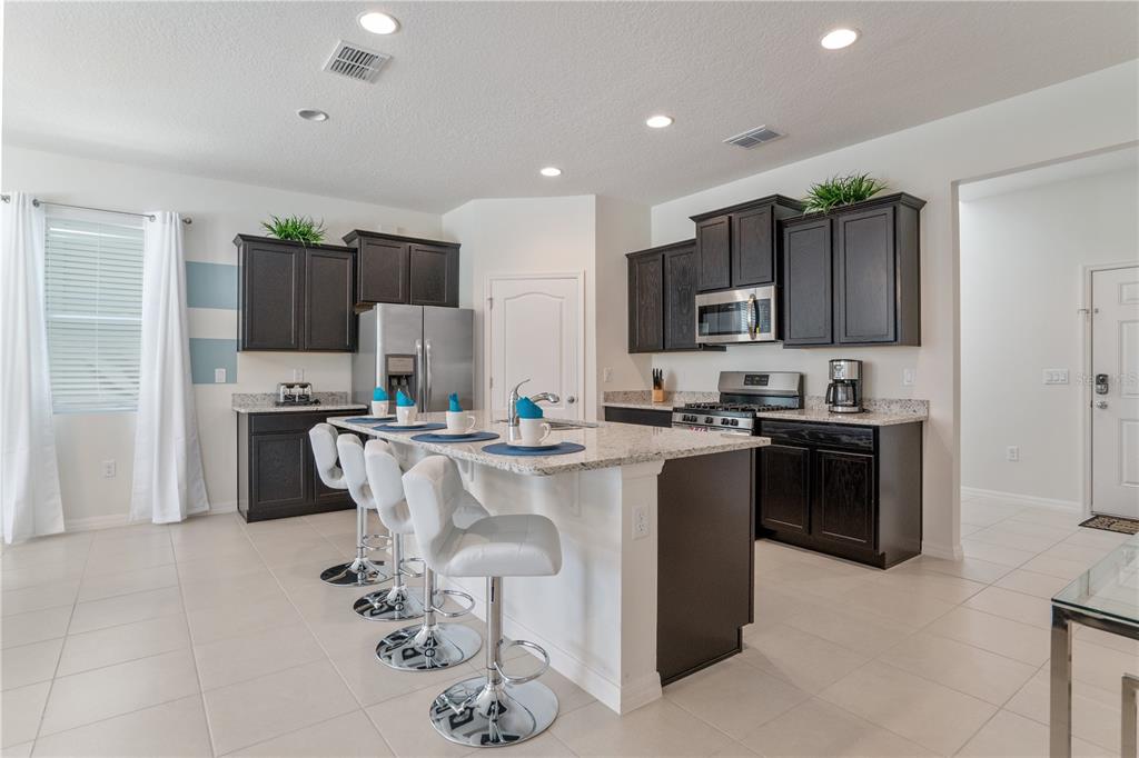 Slide show image of the Orlando Florida Home for Sale 08