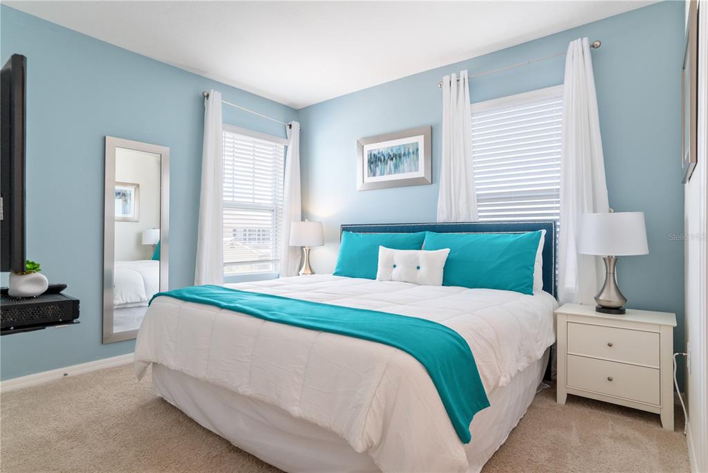 Slide show image of the Orlando Florida Home for Sale 24