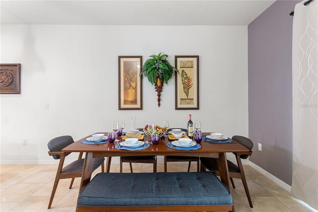 Slide show image of the Orlando Florida Home for Sale 15