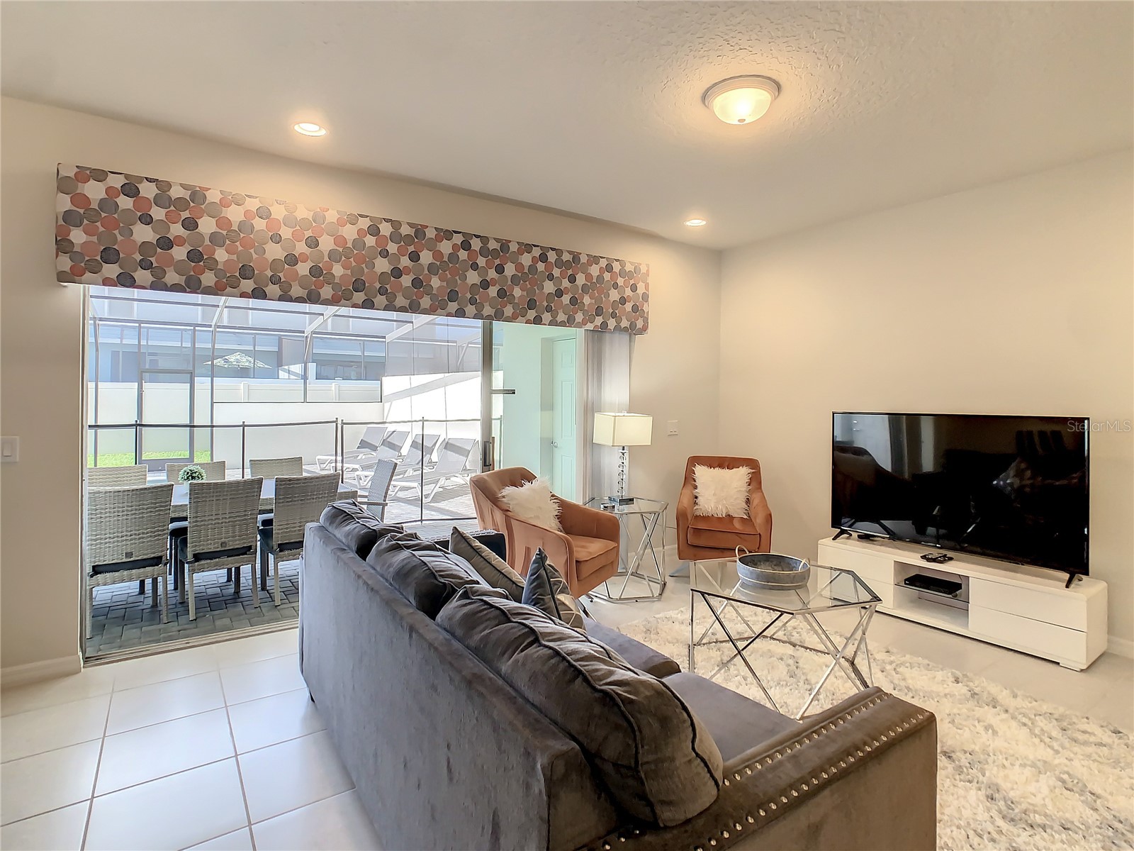 Slide show image of the Orlando Florida Home for Sale 08