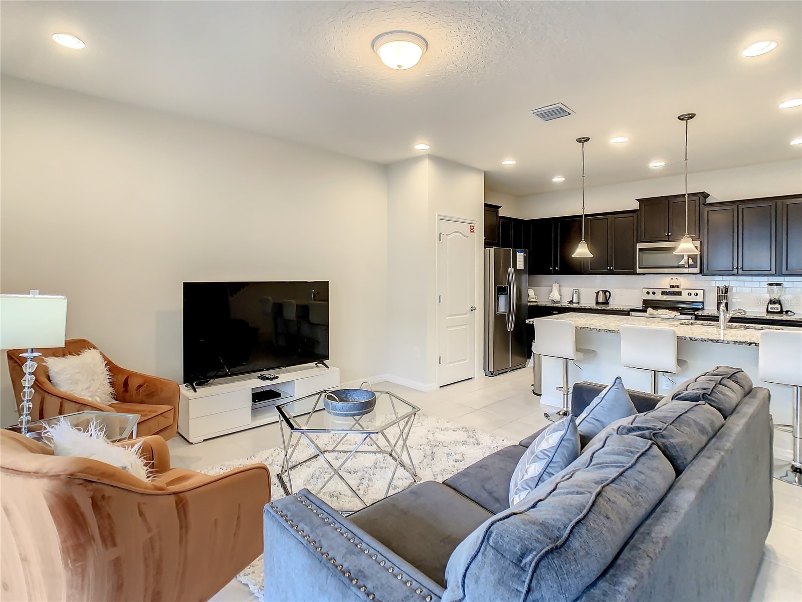 Slide show image of the Orlando Florida Home for Sale 10