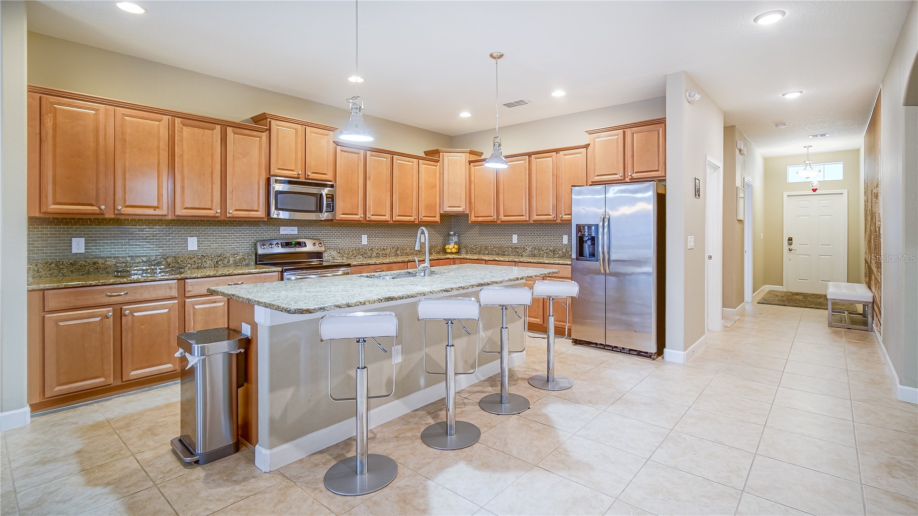 Slide show image of the Orlando Florida Home for Sale 10