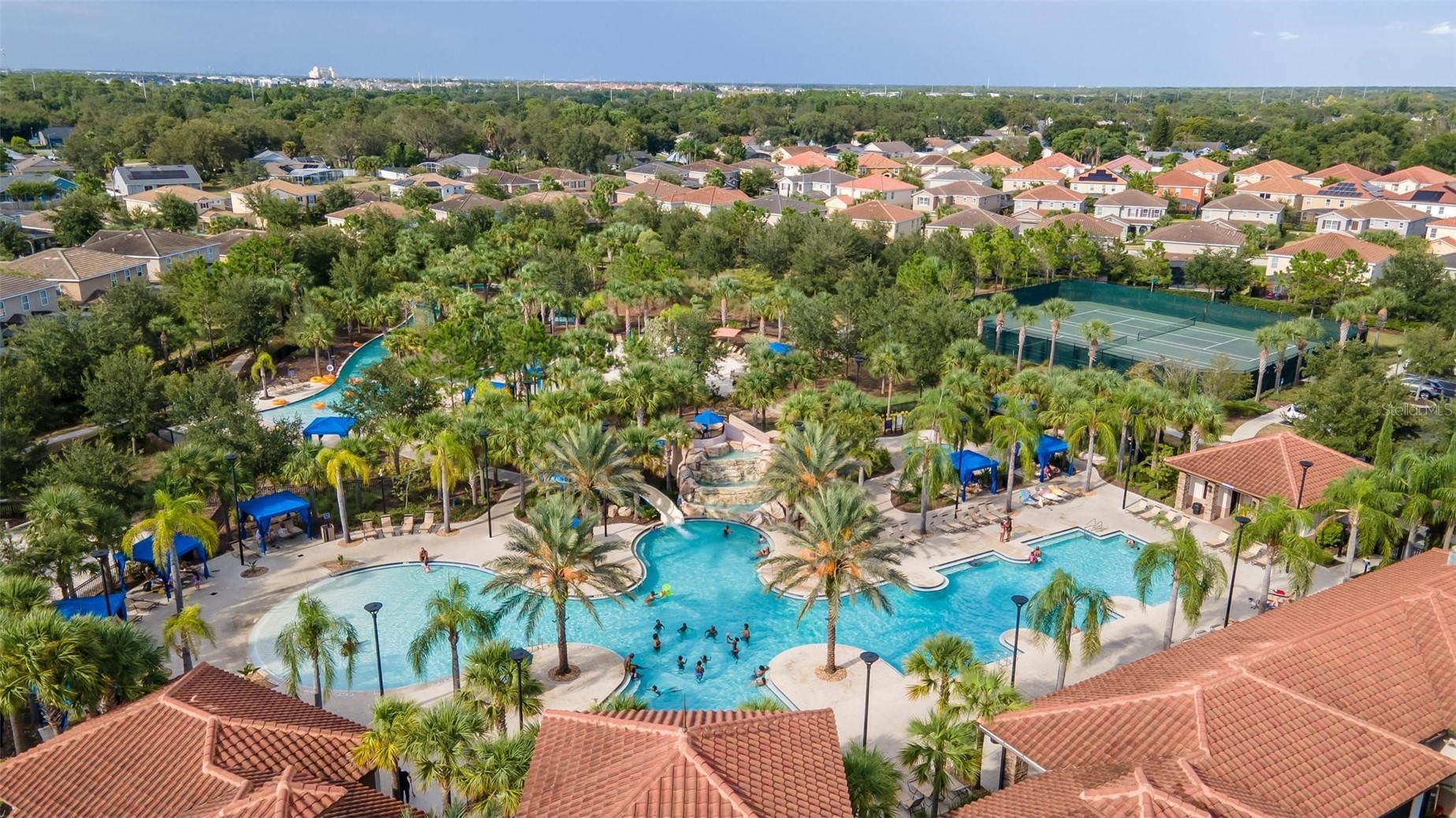 Slide show image of the Orlando Florida Home for Sale 13