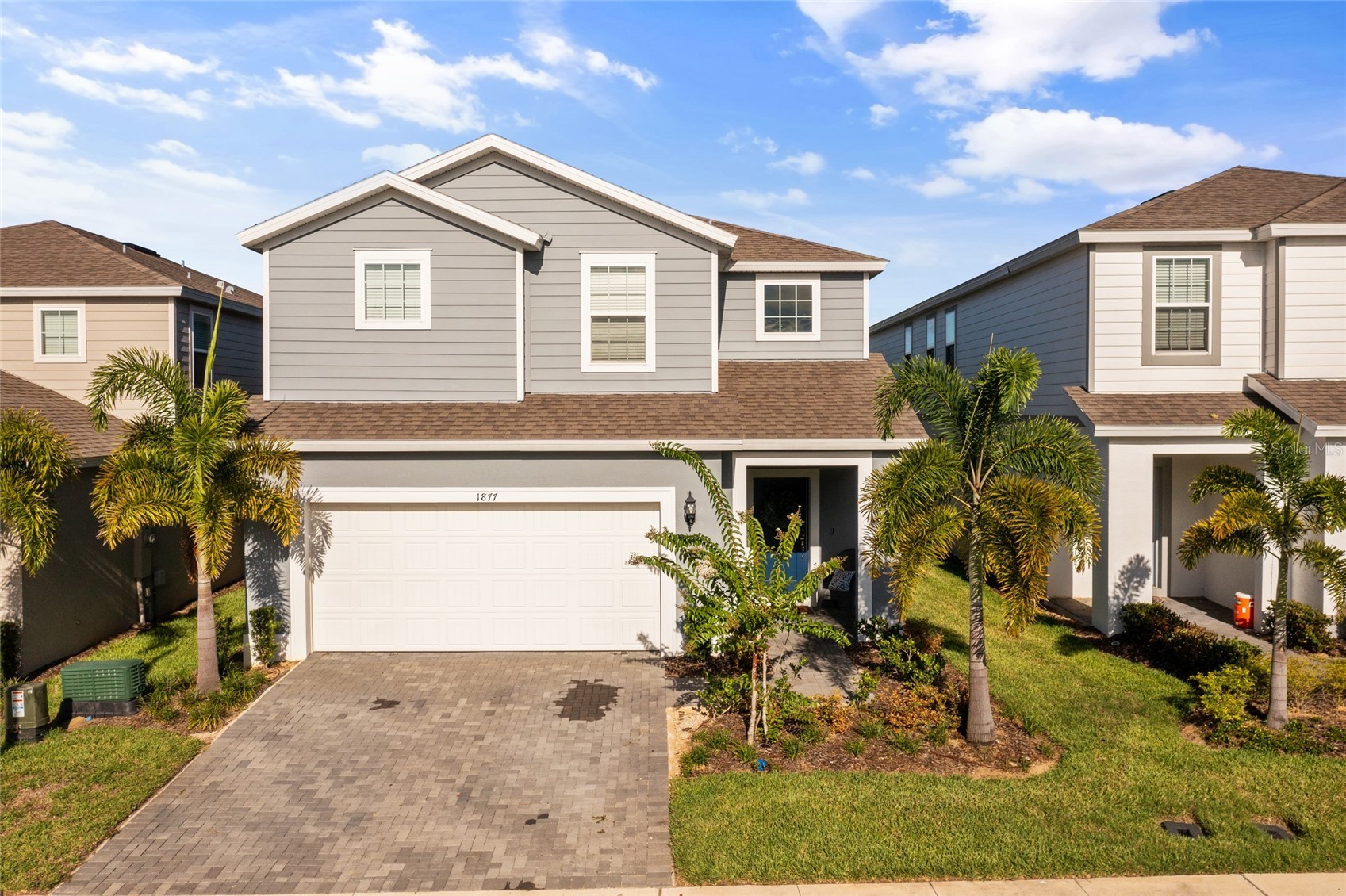 Slide show image of the Orlando Florida Home for Sale 46