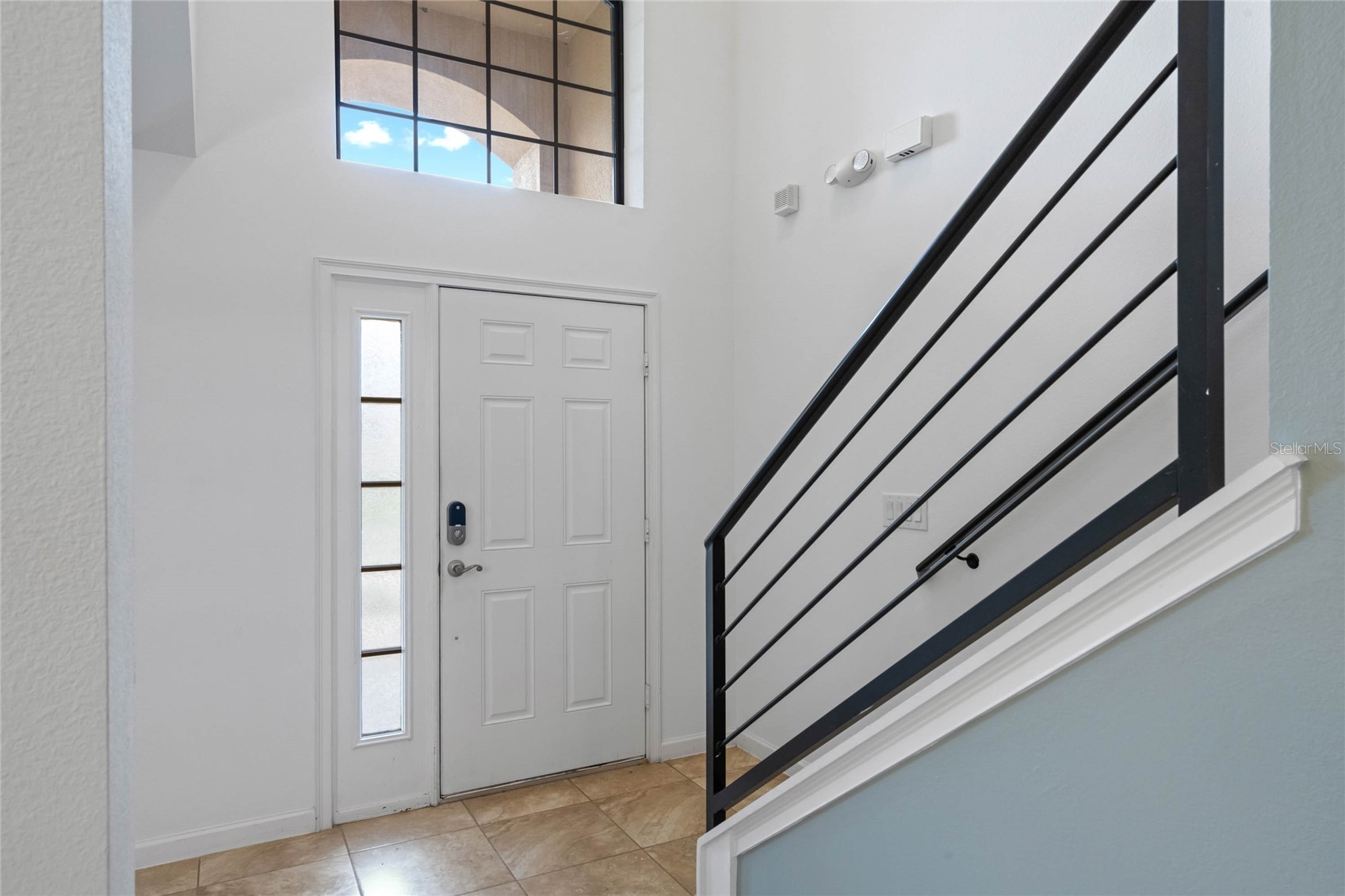 Slide show image of the Orlando Florida Home for Sale 38