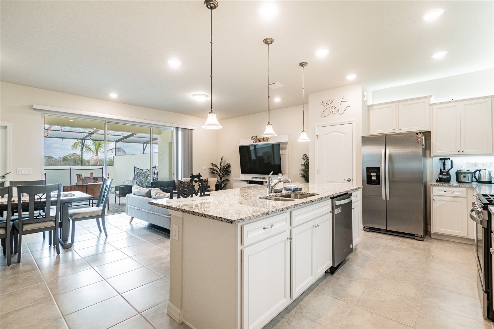 Slide show image of the Orlando Florida Home for Sale 05