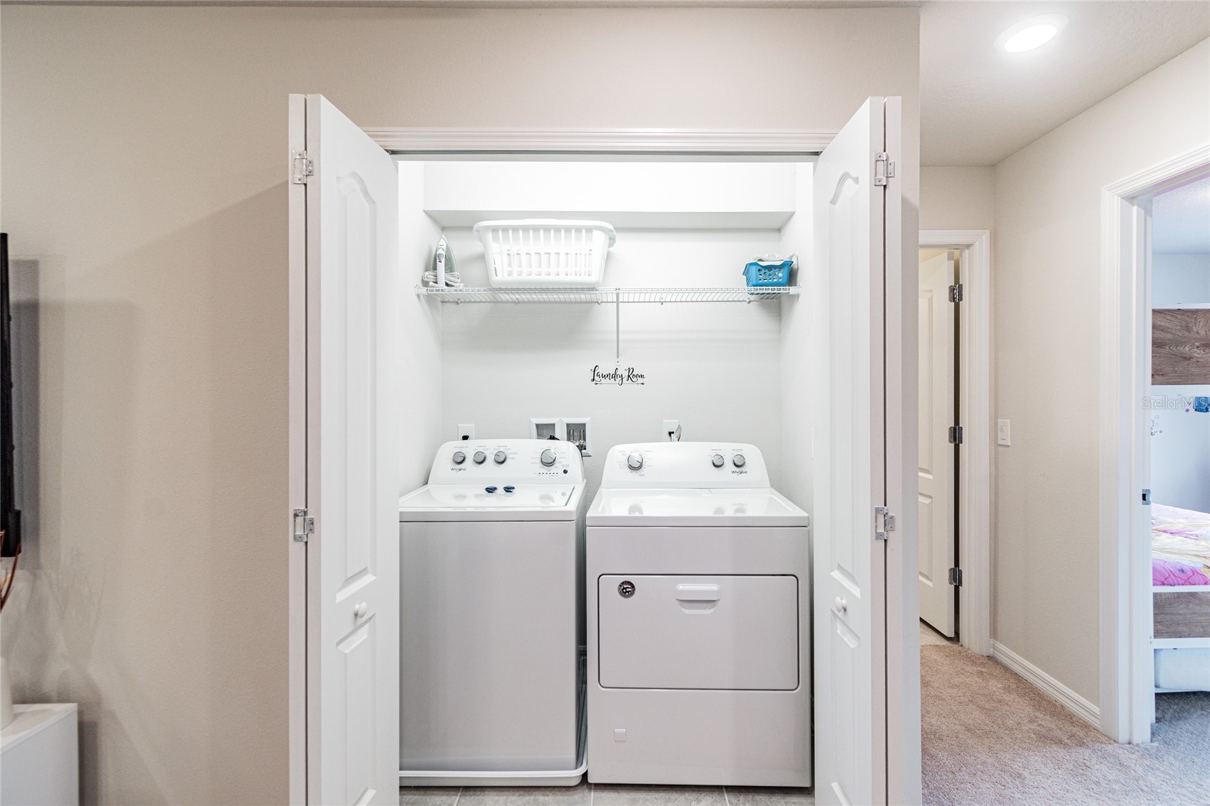Slide show image of the Orlando Florida Home for Sale 32