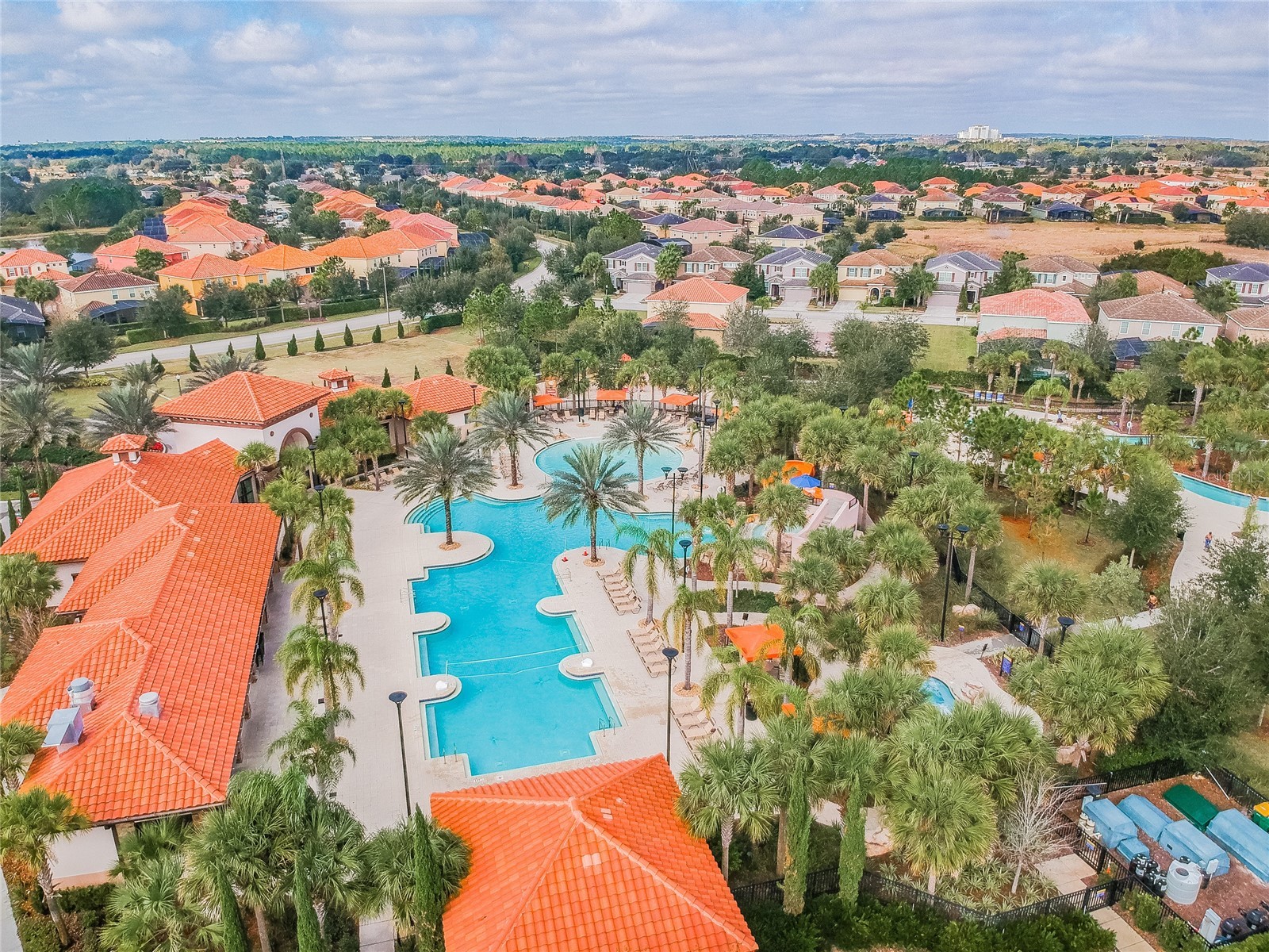 Slide show image of the Orlando Florida Home for Sale 66