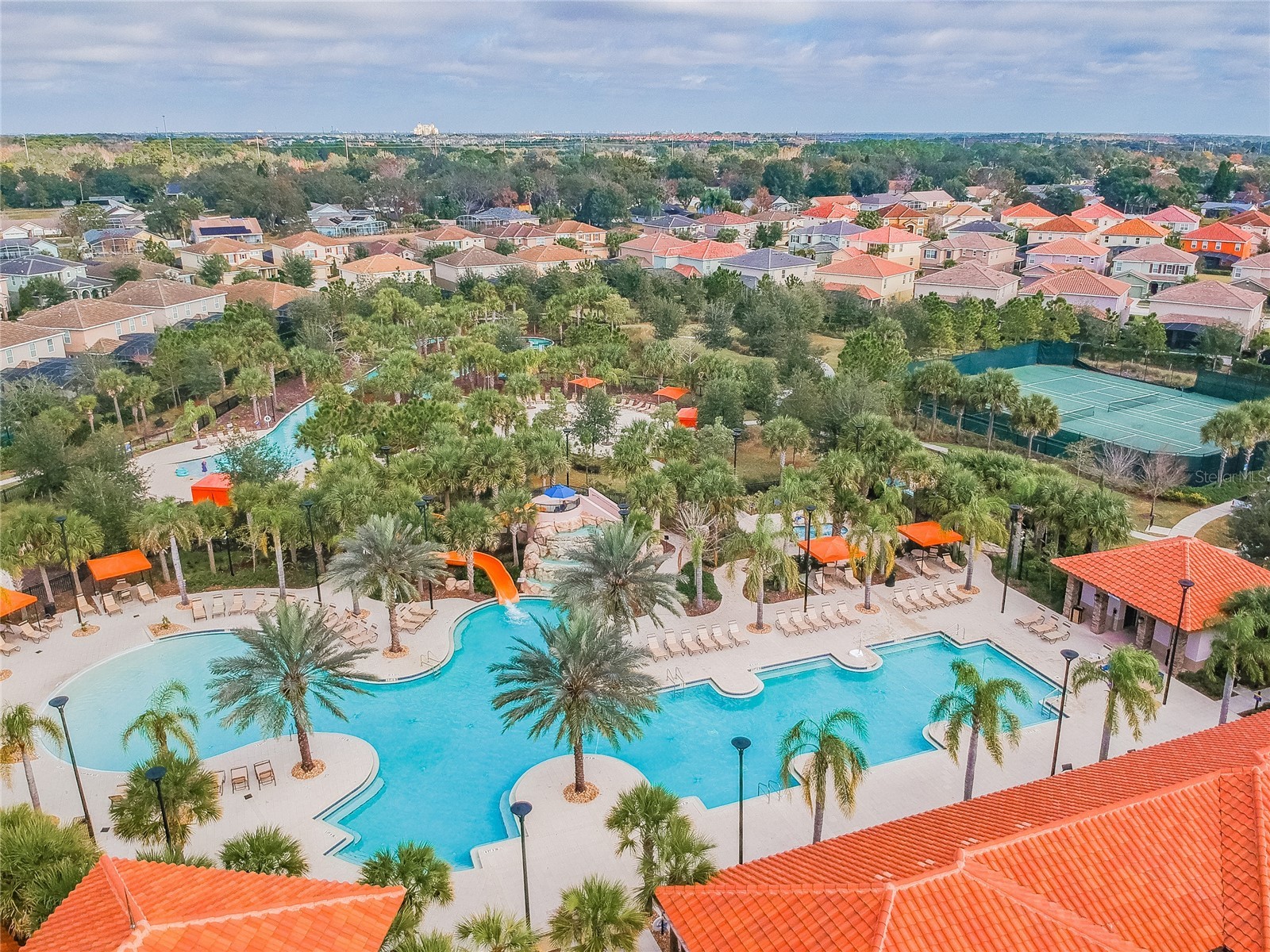 Slide show image of the Orlando Florida Home for Sale 68