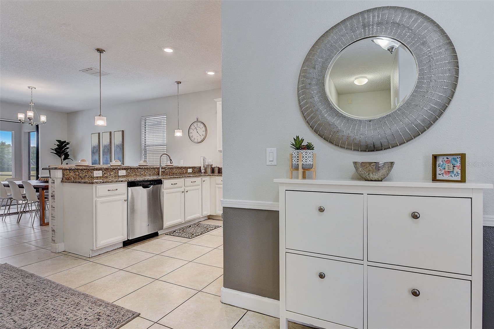 Slide show image of the Orlando Florida Home for Sale 13