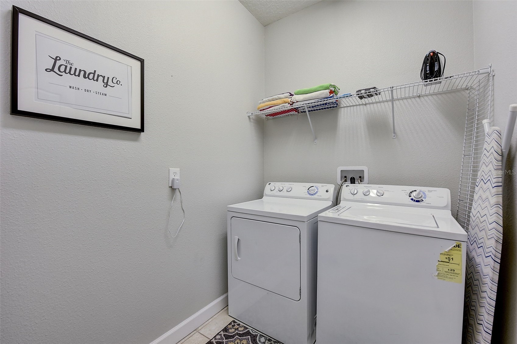 Slide show image of the Orlando Florida Home for Sale 56