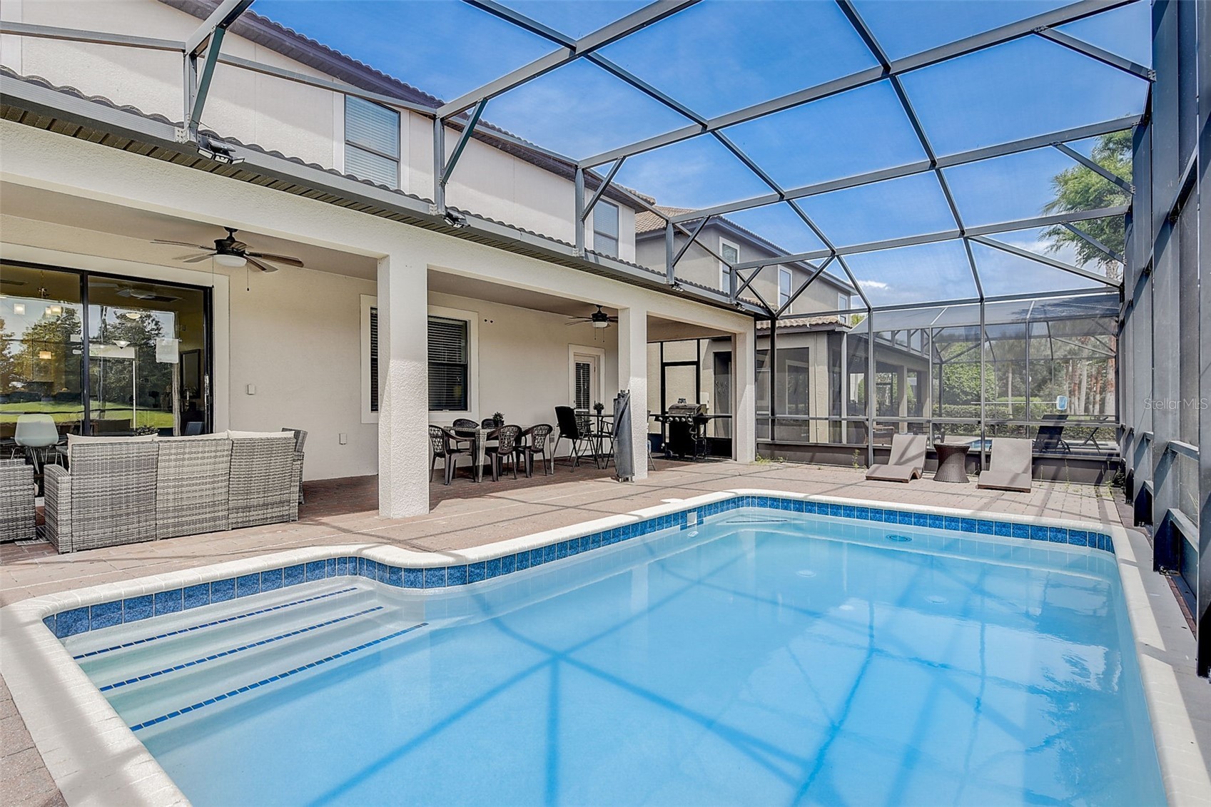 Slide show image of the Orlando Florida Home for Sale 65