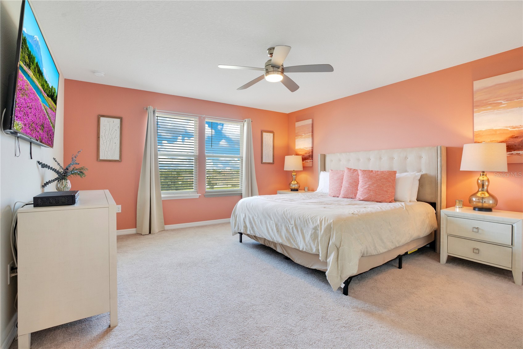 Slide show image of the Orlando Florida Home for Sale 15