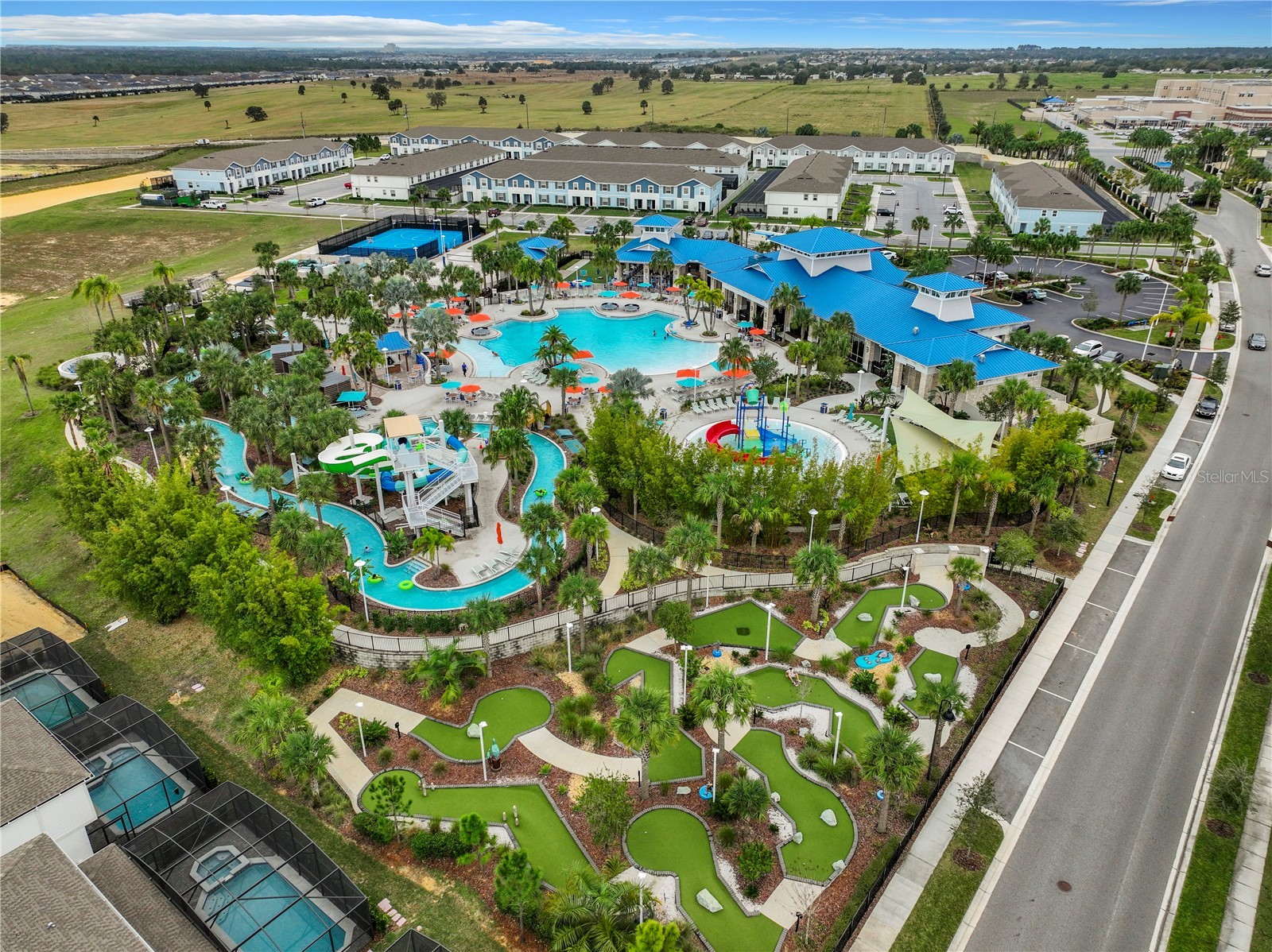 Slide show image of the Orlando Florida Home for Sale 40