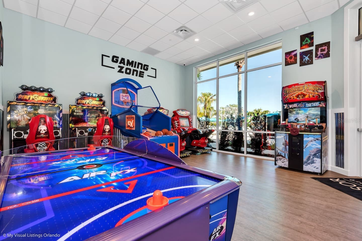 Slide show image of the Orlando Florida Home for Sale 43