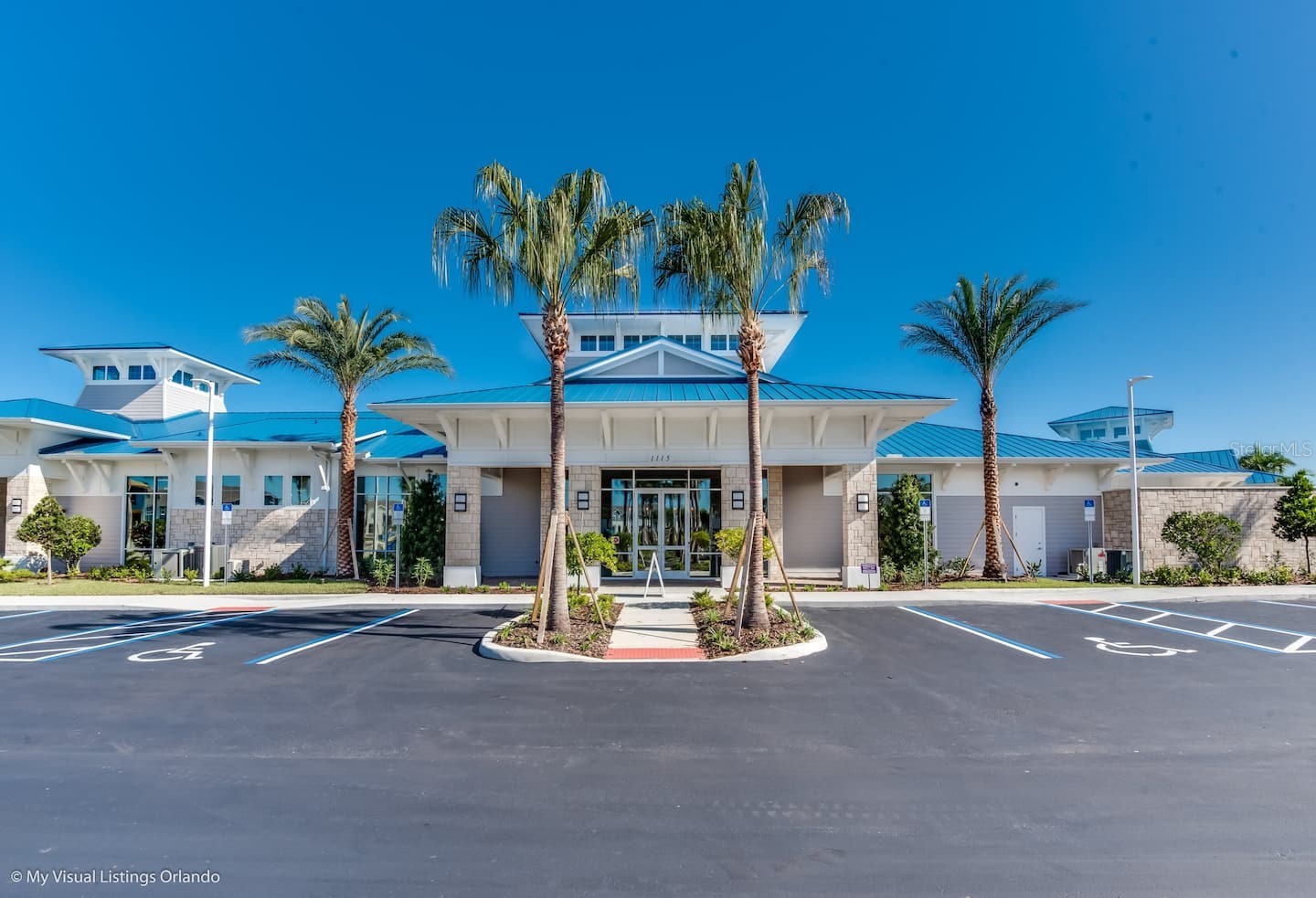 Slide show image of the Orlando Florida Home for Sale 54
