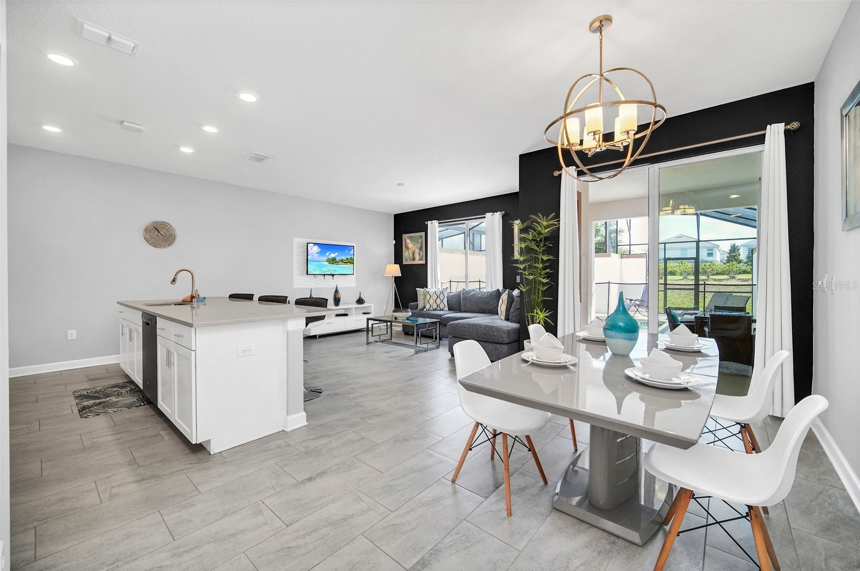 Slide show image of the Orlando Florida Home for Sale 05