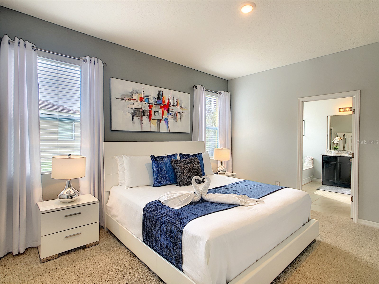 Slide show image of the Orlando Florida Home for Sale 24