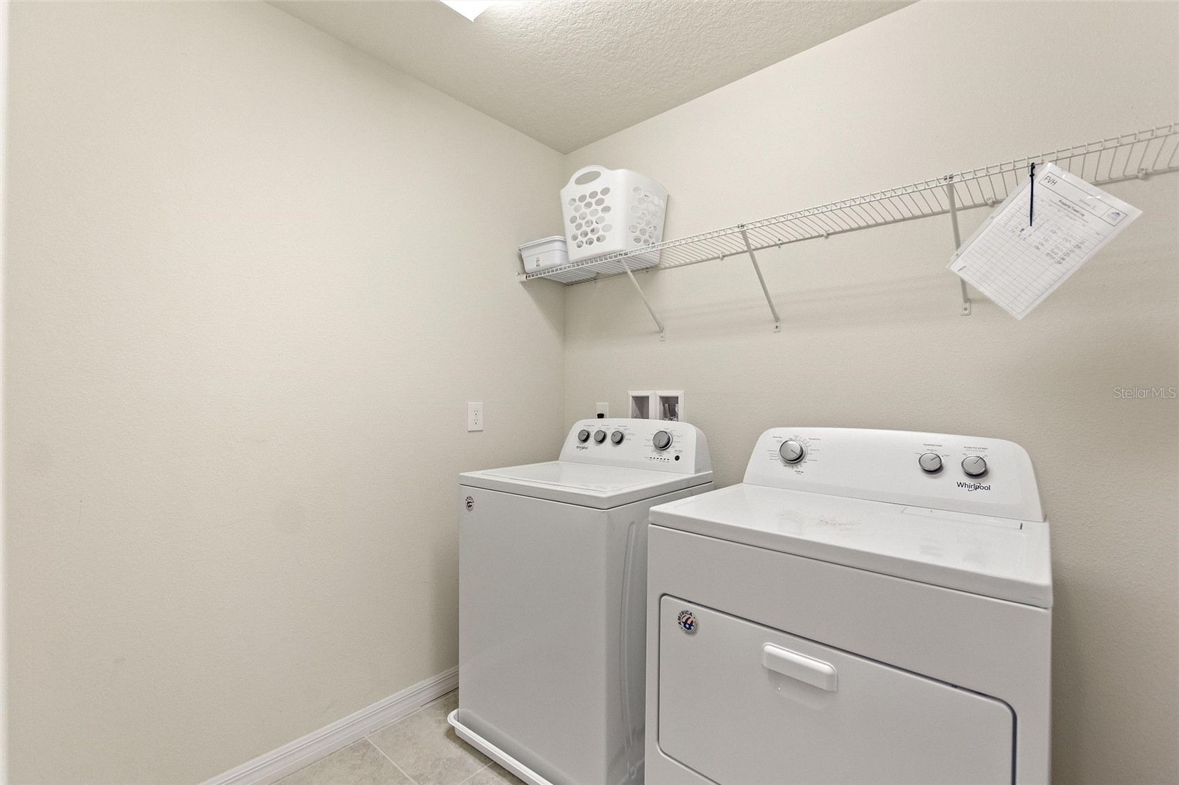 Slide show image of the Orlando Florida Home for Sale 22