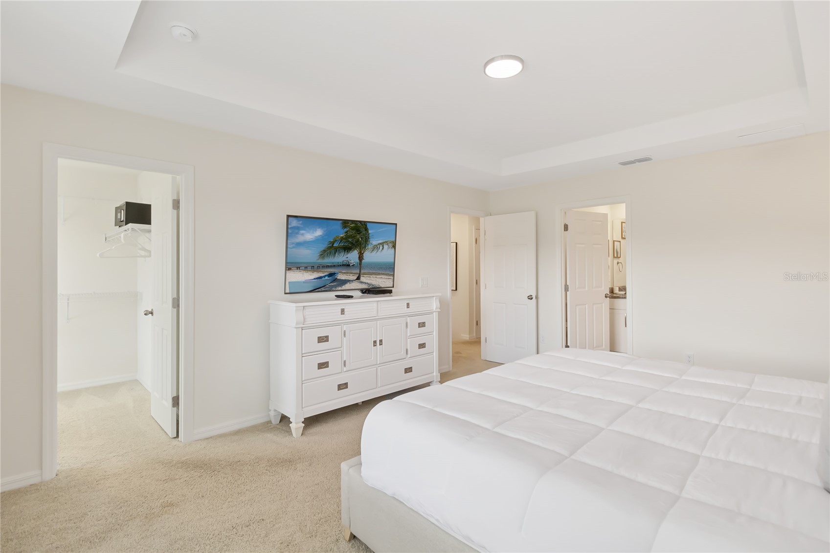 Slide show image of the Orlando Florida Home for Sale 21
