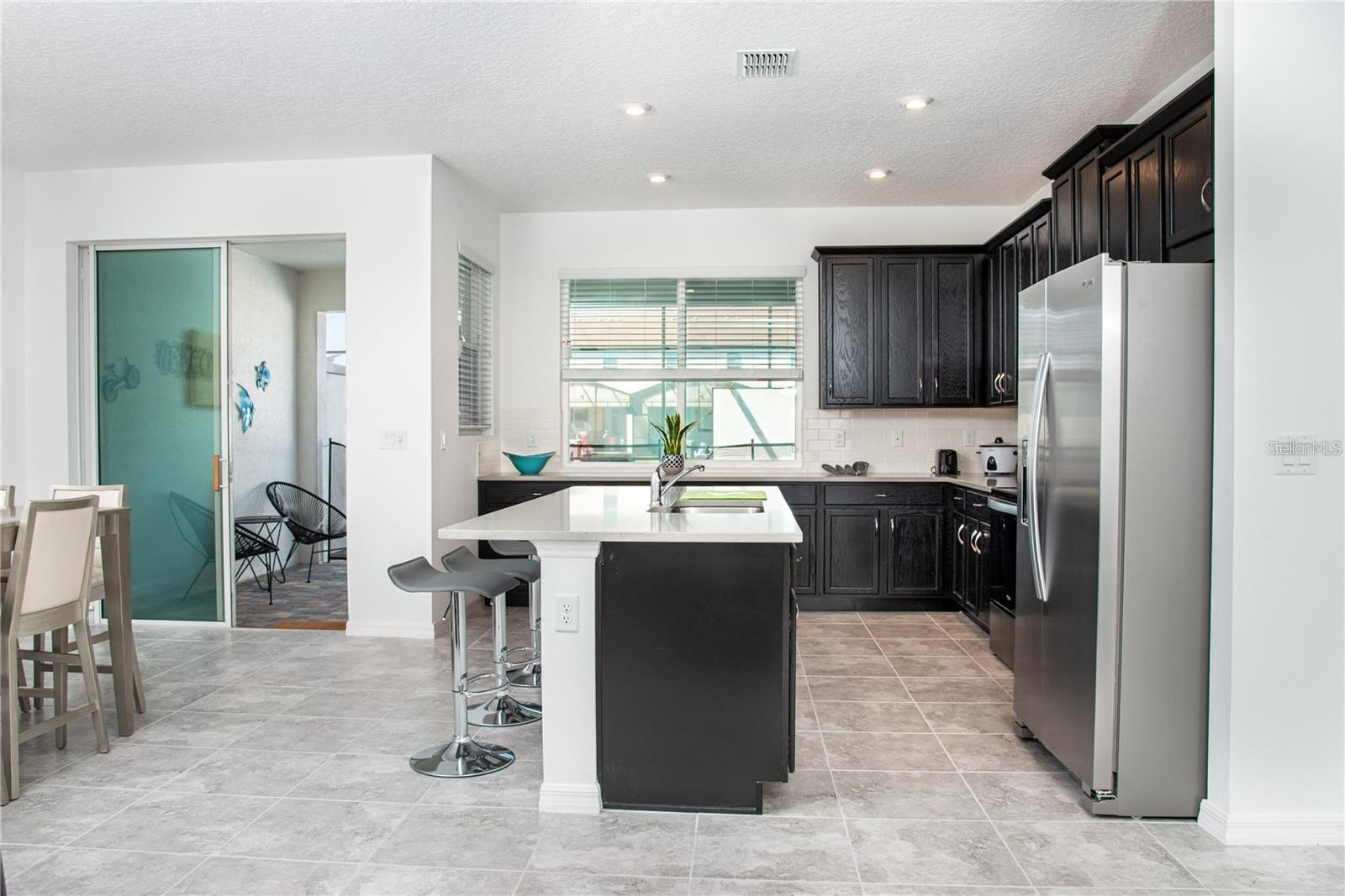 Slide show image of the Orlando Florida Home for Sale 06