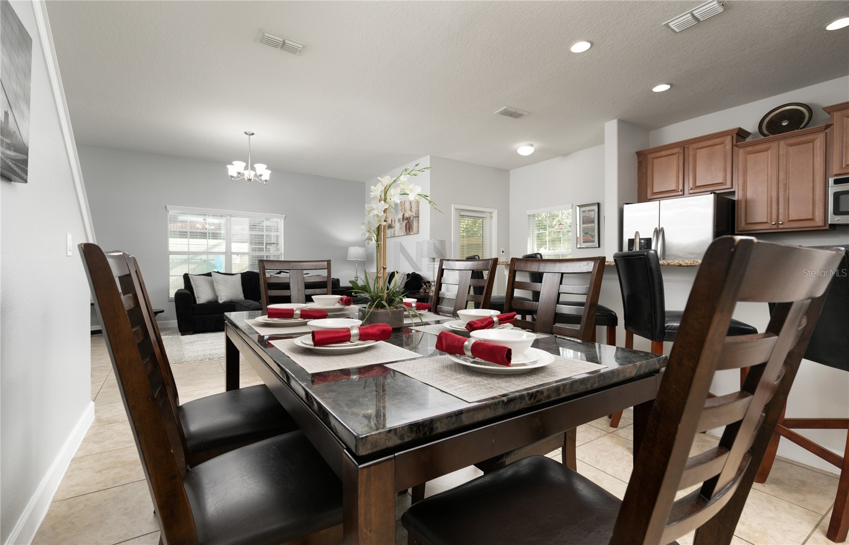 Slide show image of the Orlando Florida Home for Sale 09