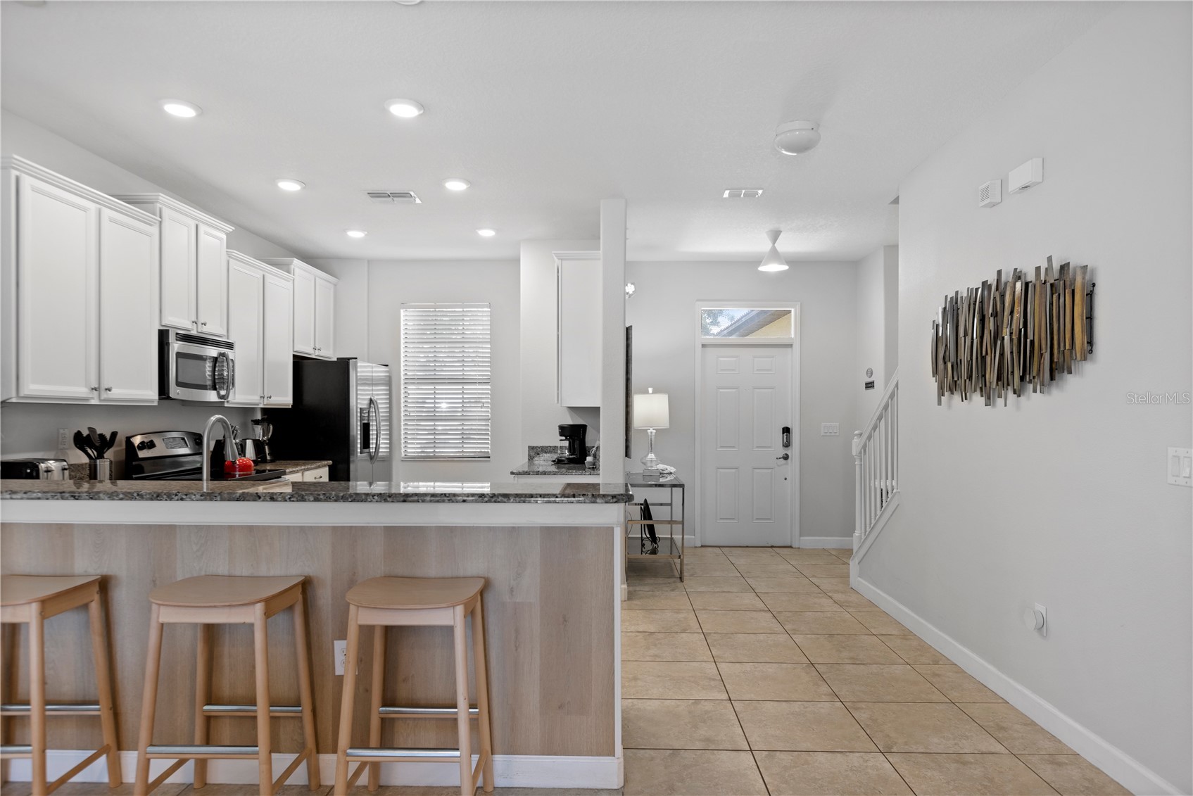 Slide show image of the Orlando Florida Home for Sale 17