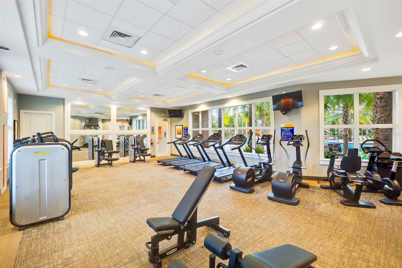 Slide show image of the Orlando Florida Home for Sale 56