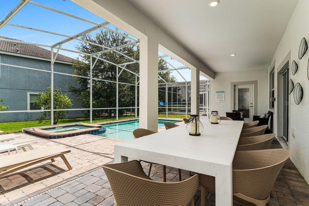 Slide show image of the Orlando Florida Home for Sale 08