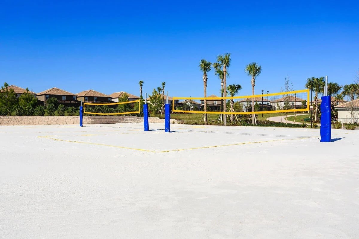 Slide show image of the Orlando Florida Home for Sale 19